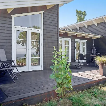 Holiday home Holiday Xcix *